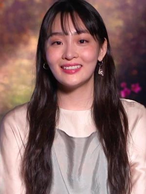 Ким Мин-ха
Kim Min-ha